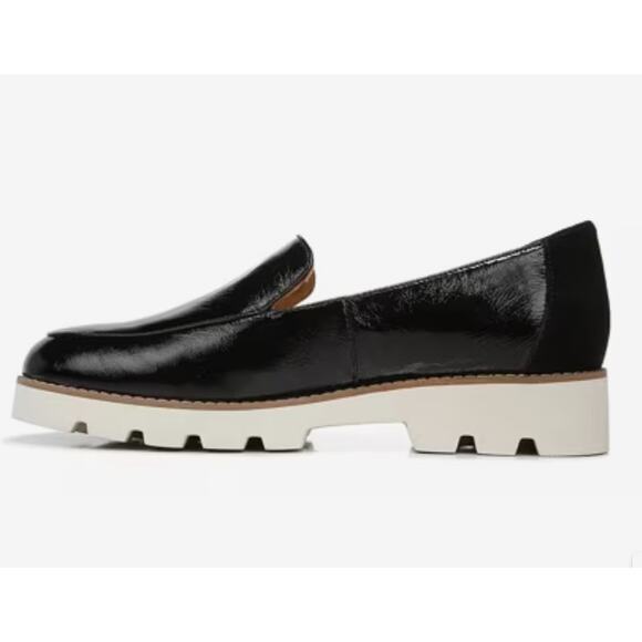 Vionic Kensley Black Patent Leather Loafer Size 6 Women’s. NWOB. - Picture 1 of 7